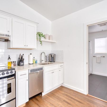 Stay Portland - Beach Vibes Getaway Near Burnside & Laurelhurst! エクステリア 写真