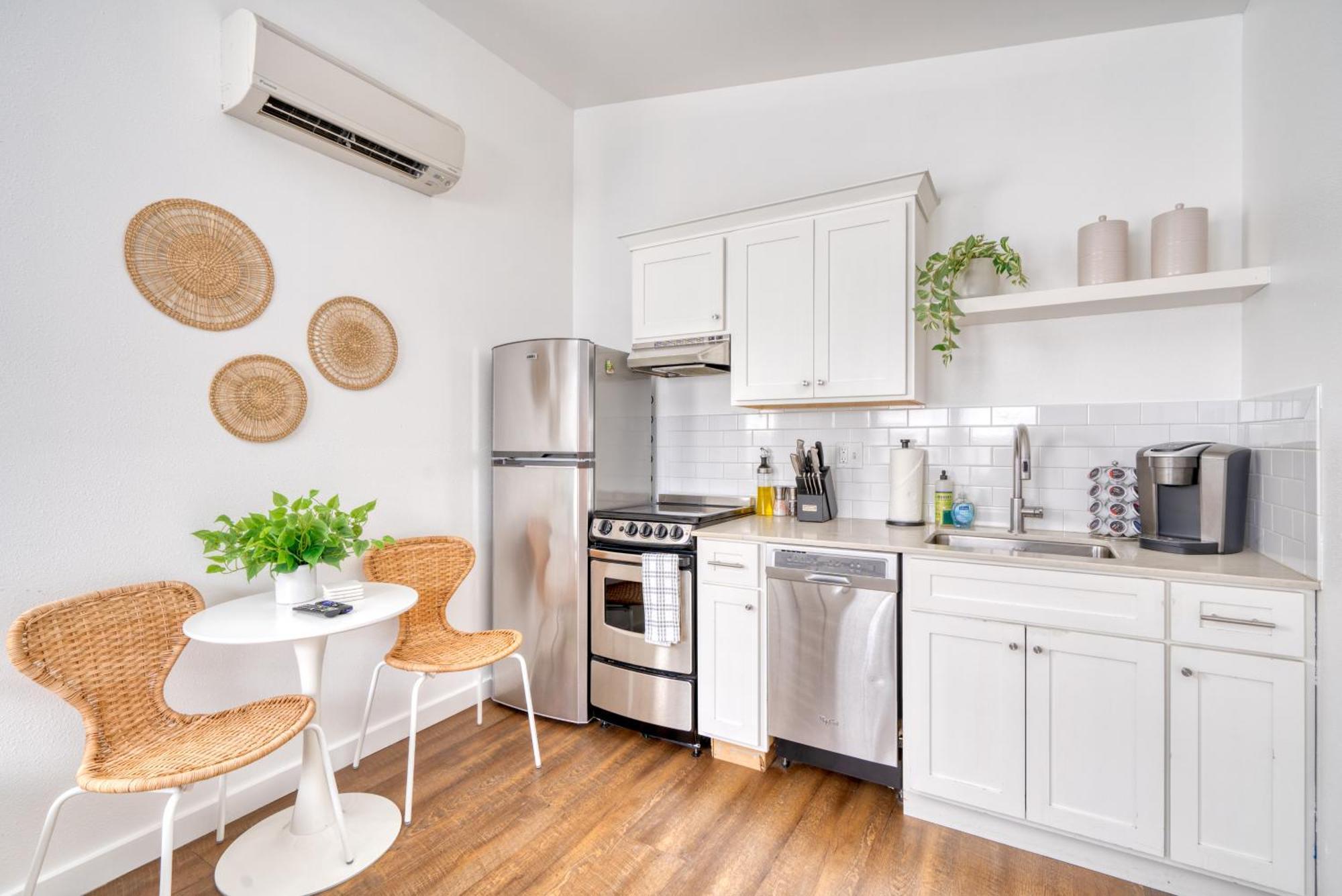 Stay Portland - Beach Vibes Getaway Near Burnside & Laurelhurst! エクステリア 写真