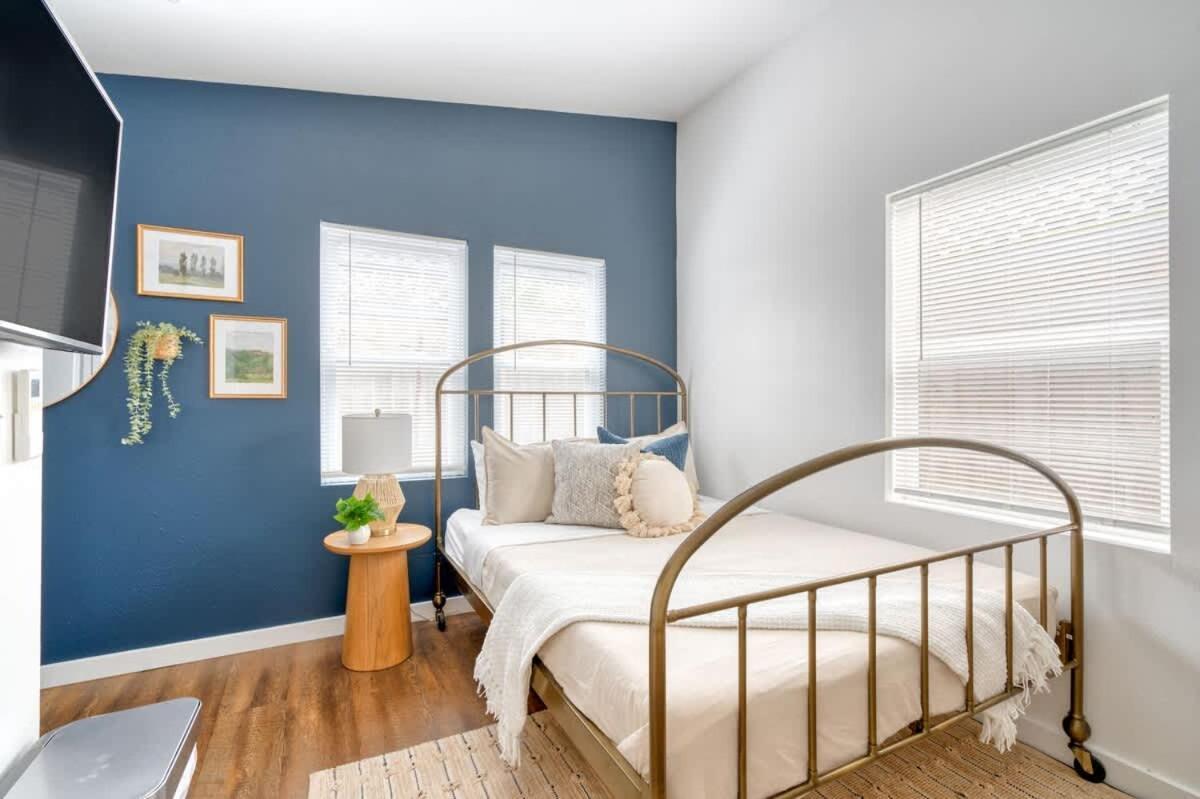 Stay Portland - Beach Vibes Getaway Near Burnside & Laurelhurst! エクステリア 写真